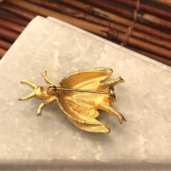 BSK Insect Brooch Pin Vintage Gold Tone - Picture 4 of 5